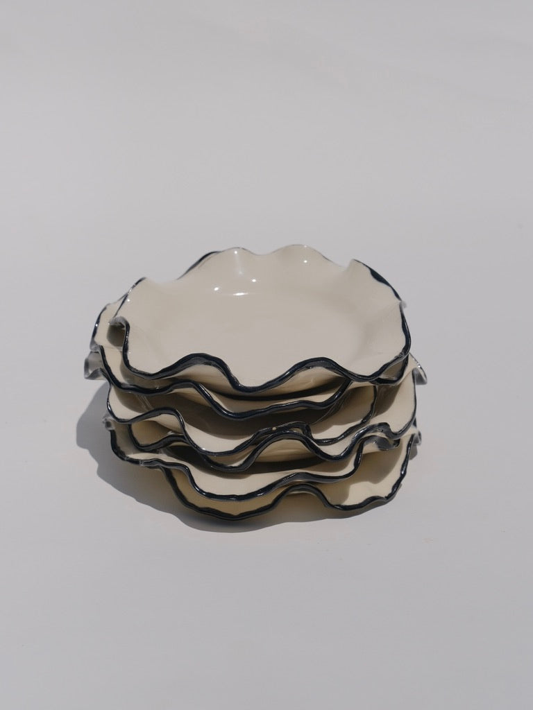 Small Ruffle Plate