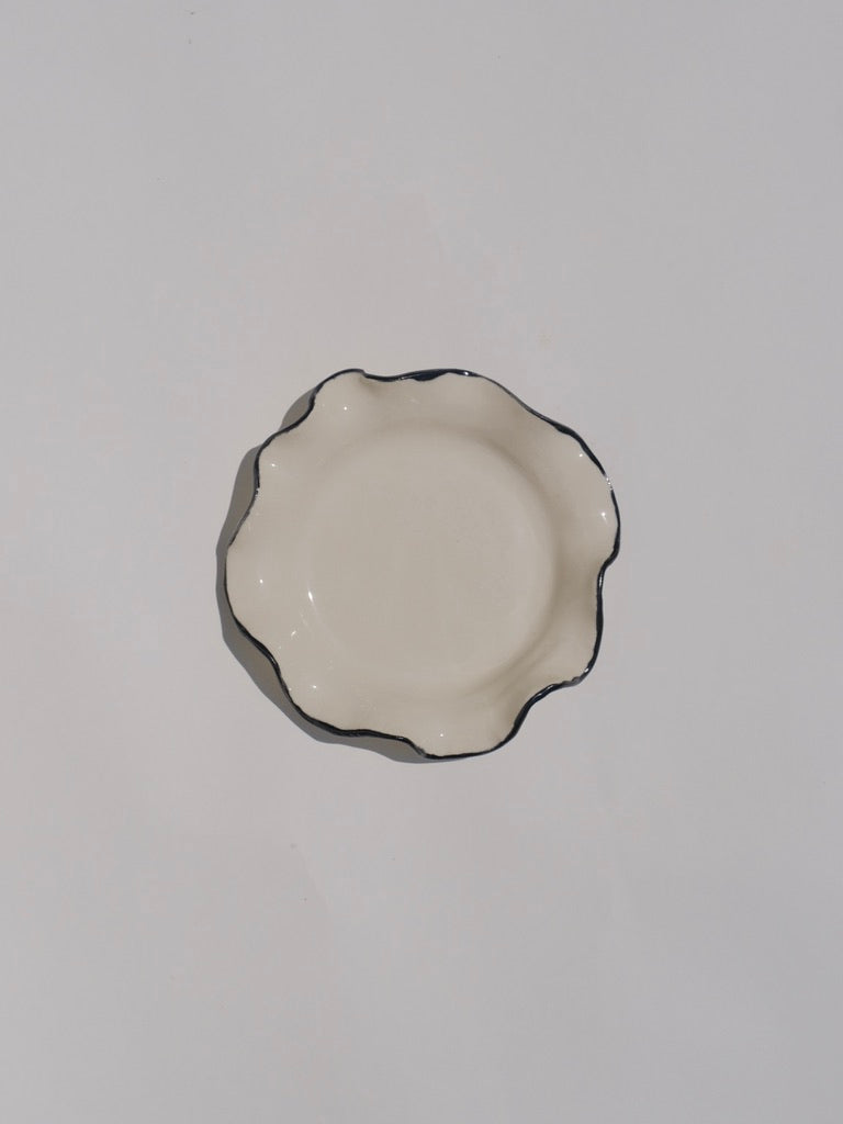 Small Ruffle Plate