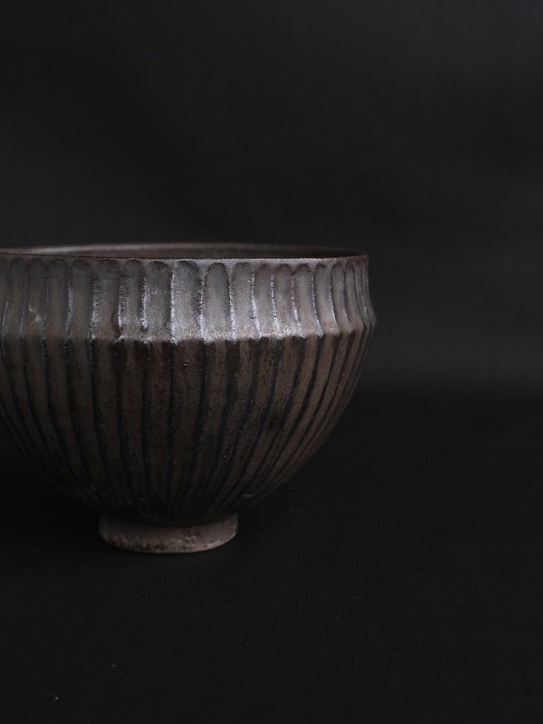 Pleated Bowl 01 by Aura May