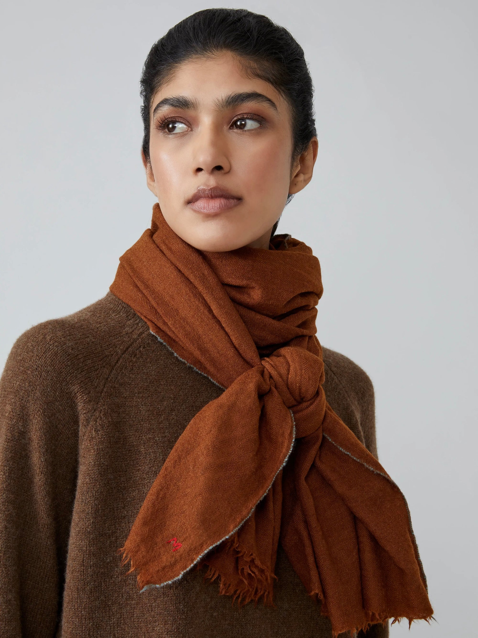 Scarf no. 100 in Toffee