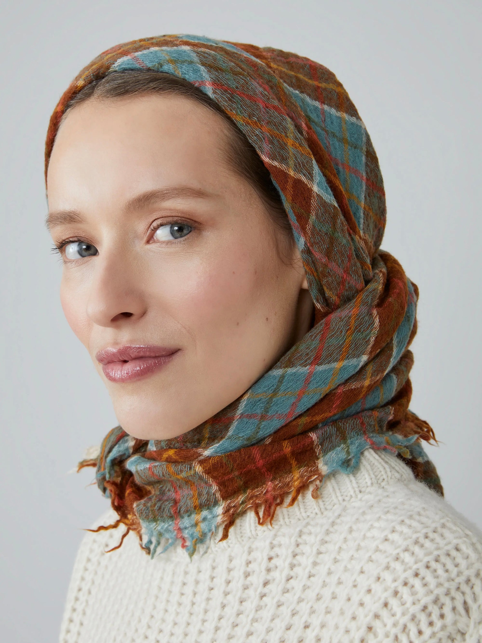 Scarf no. 799 in Toffee