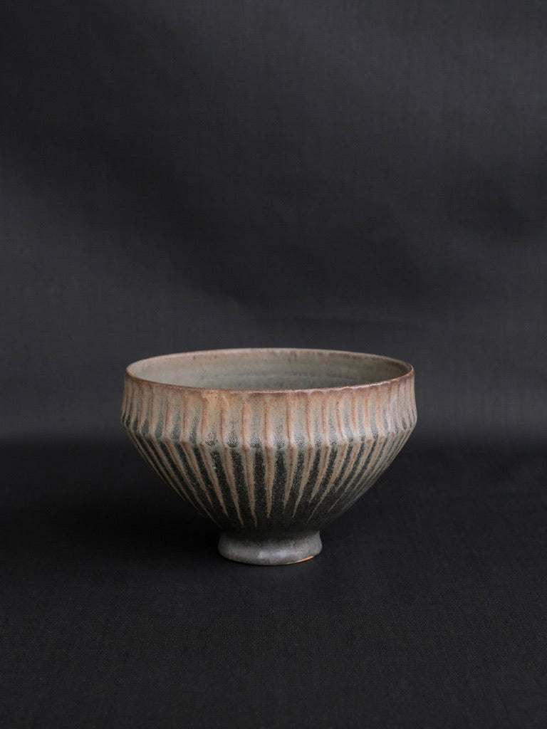 Pleated Bowl 02 by Aura May