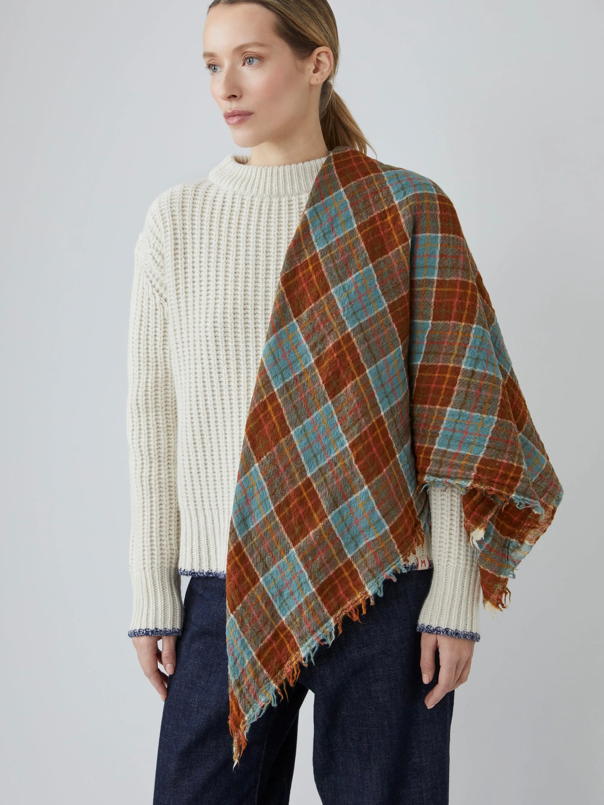 Scarf no. 799 in Toffee