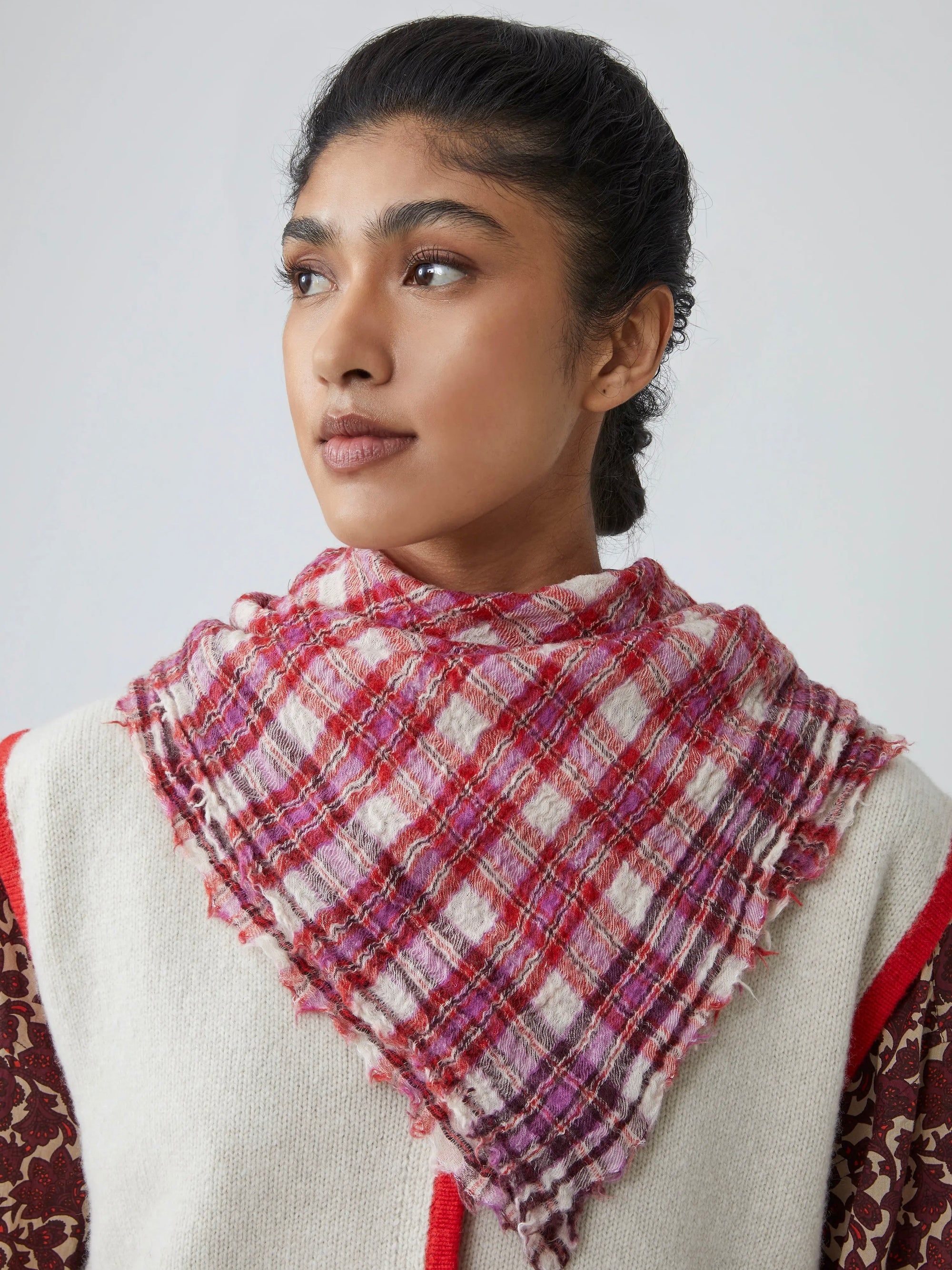 Scarf no. 793 in Lipstick