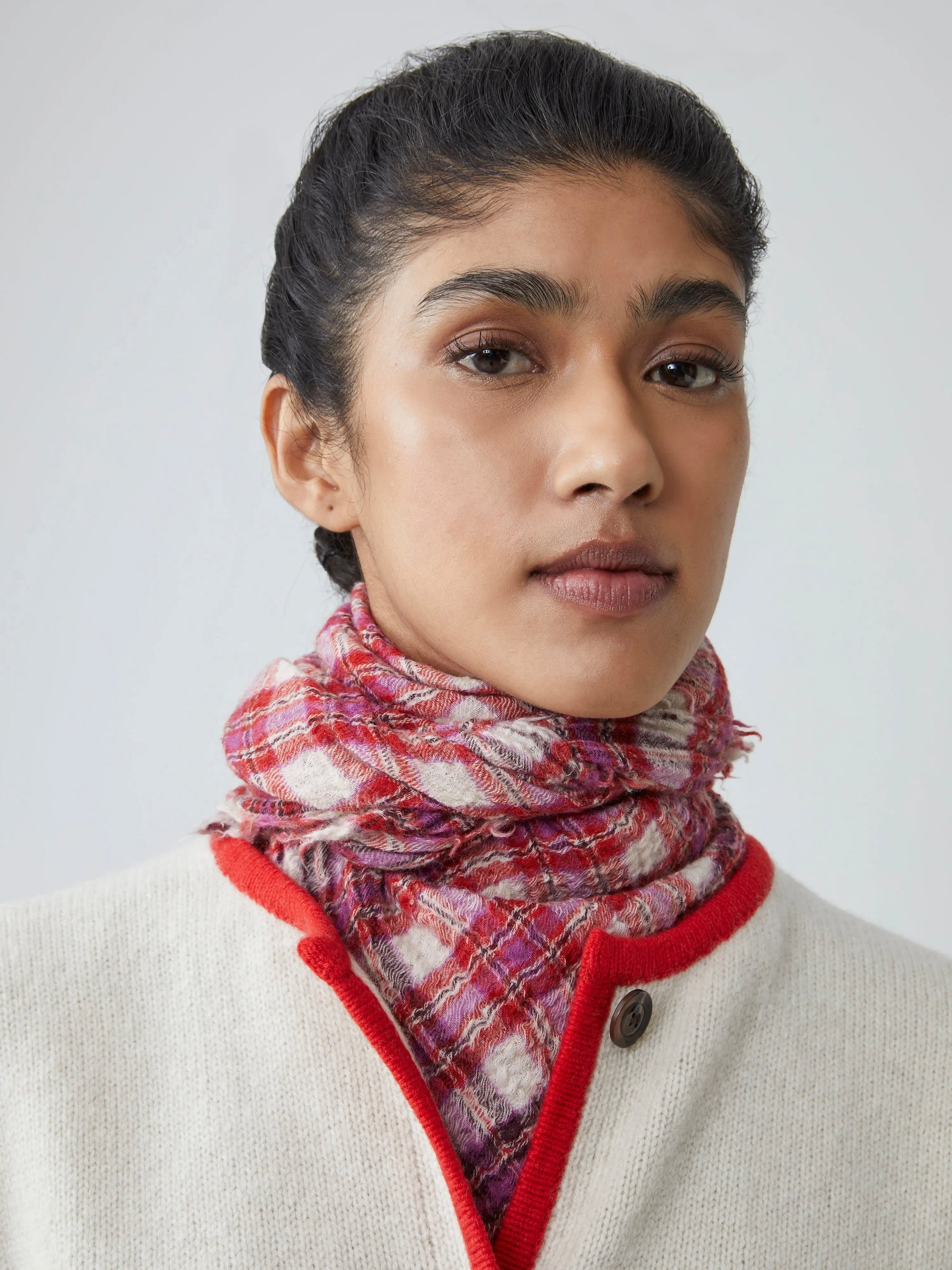 Scarf no. 793 in Lipstick