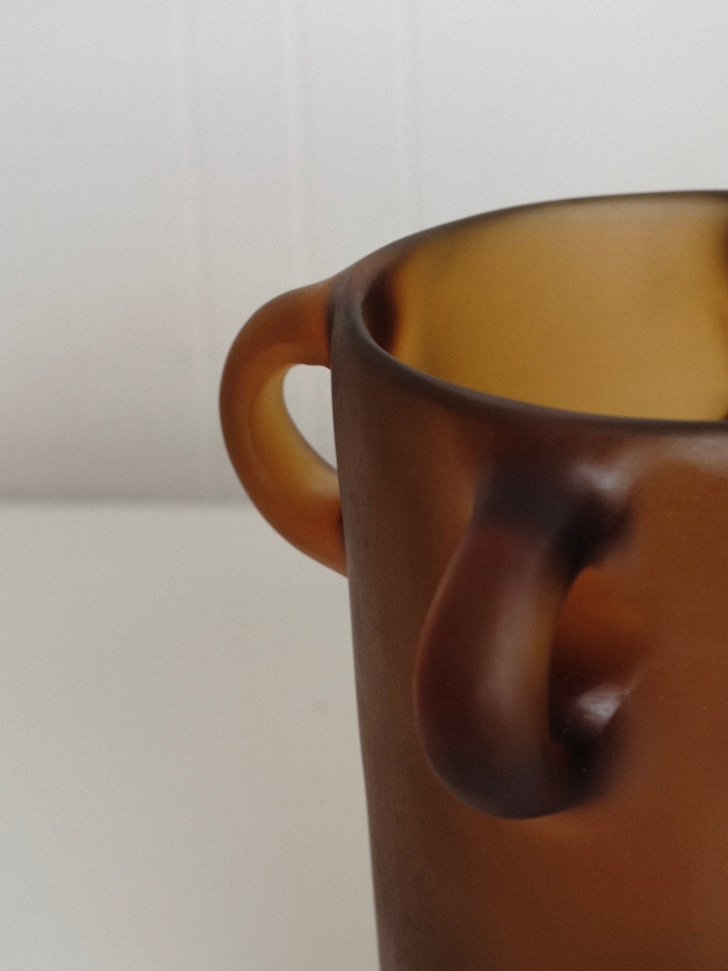 Small Loopy Vase in Amber