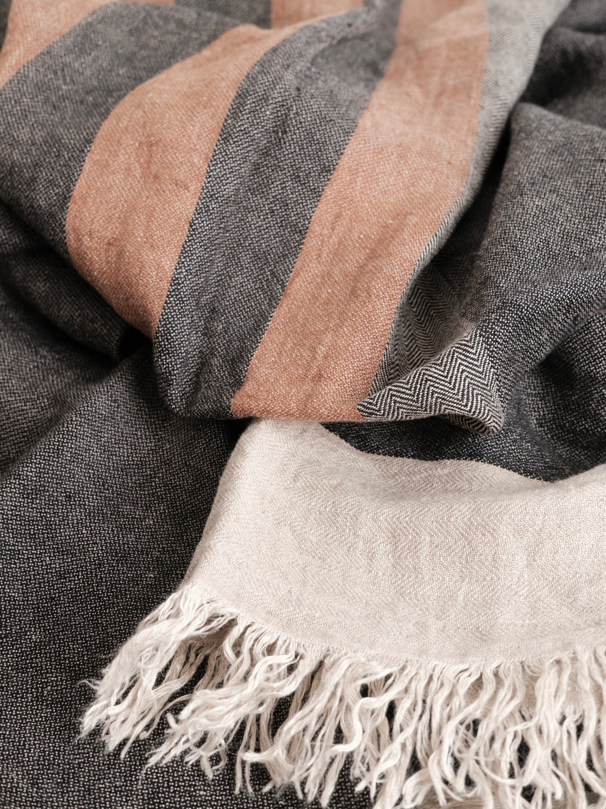 Linen Bath Towel in Black Stripe