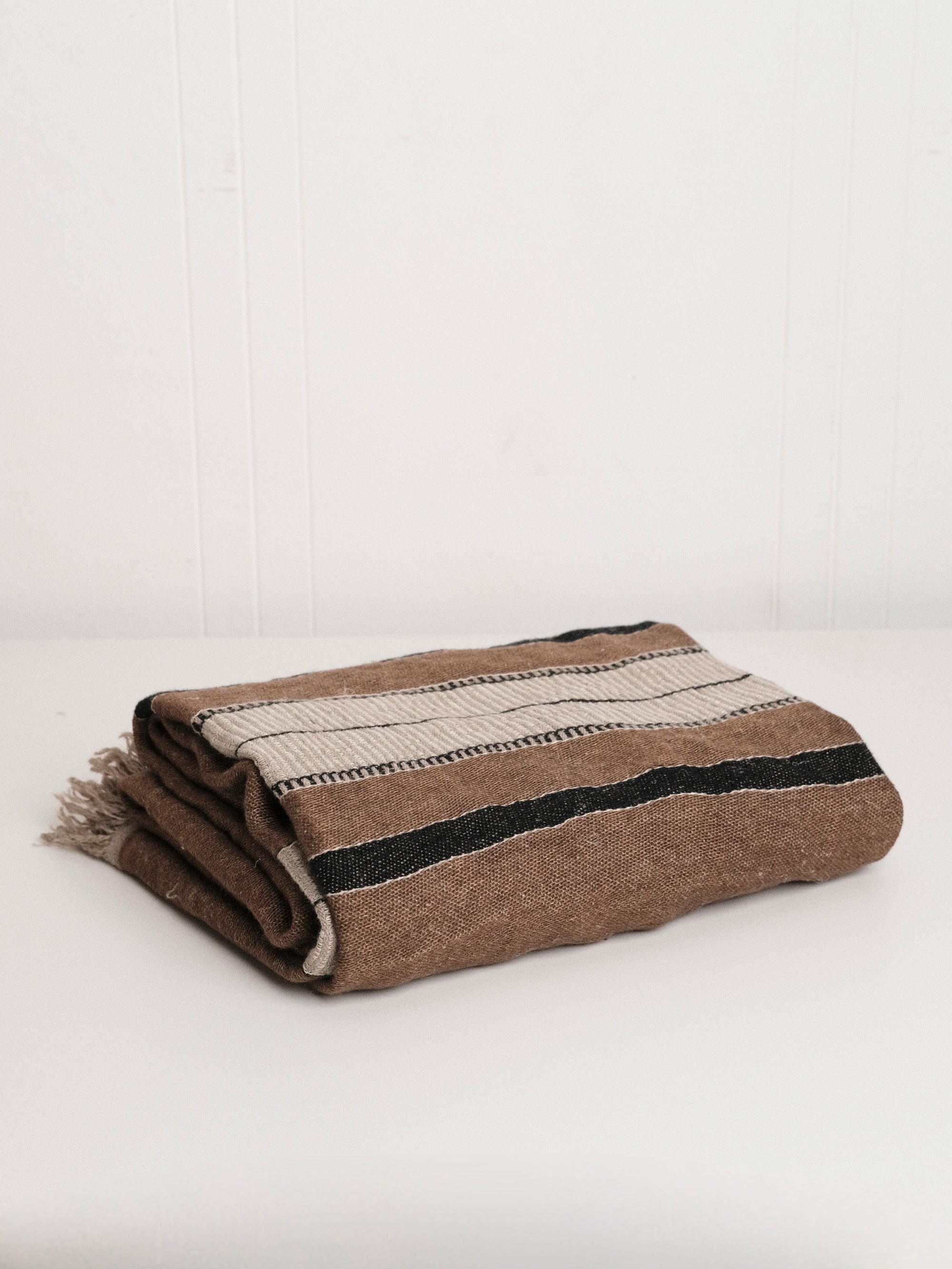 Linen Bath Towel in Bruges Stripe