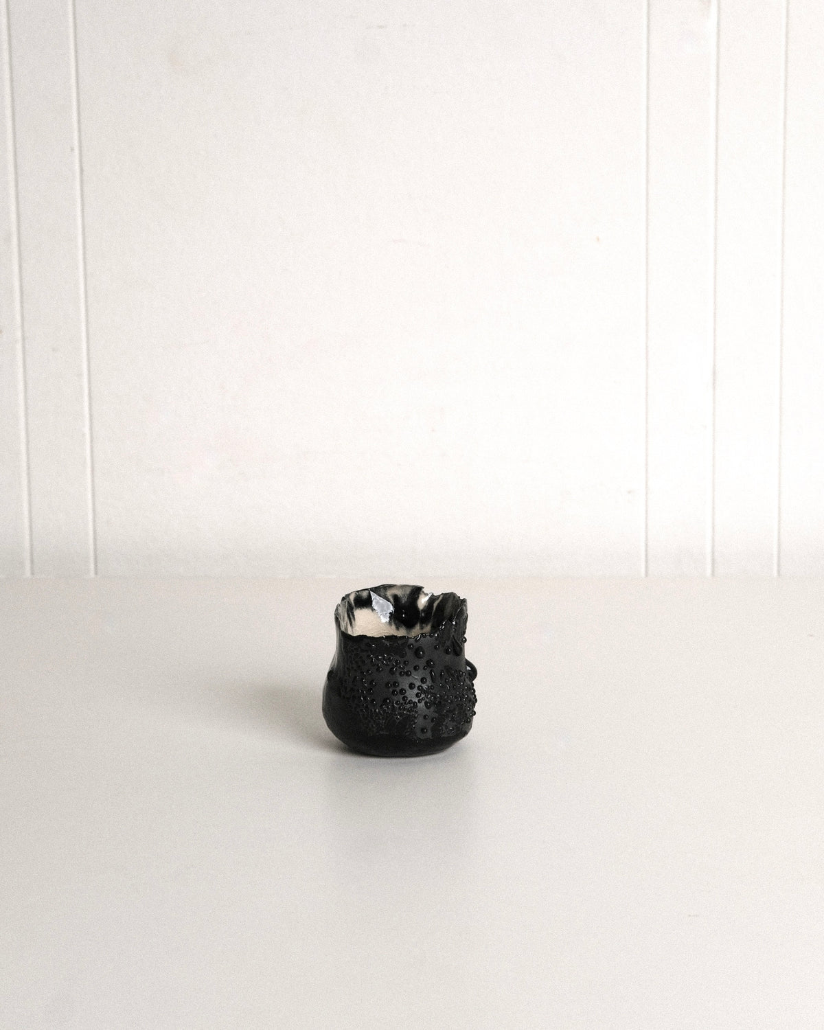 Mini Orb in Black Drip