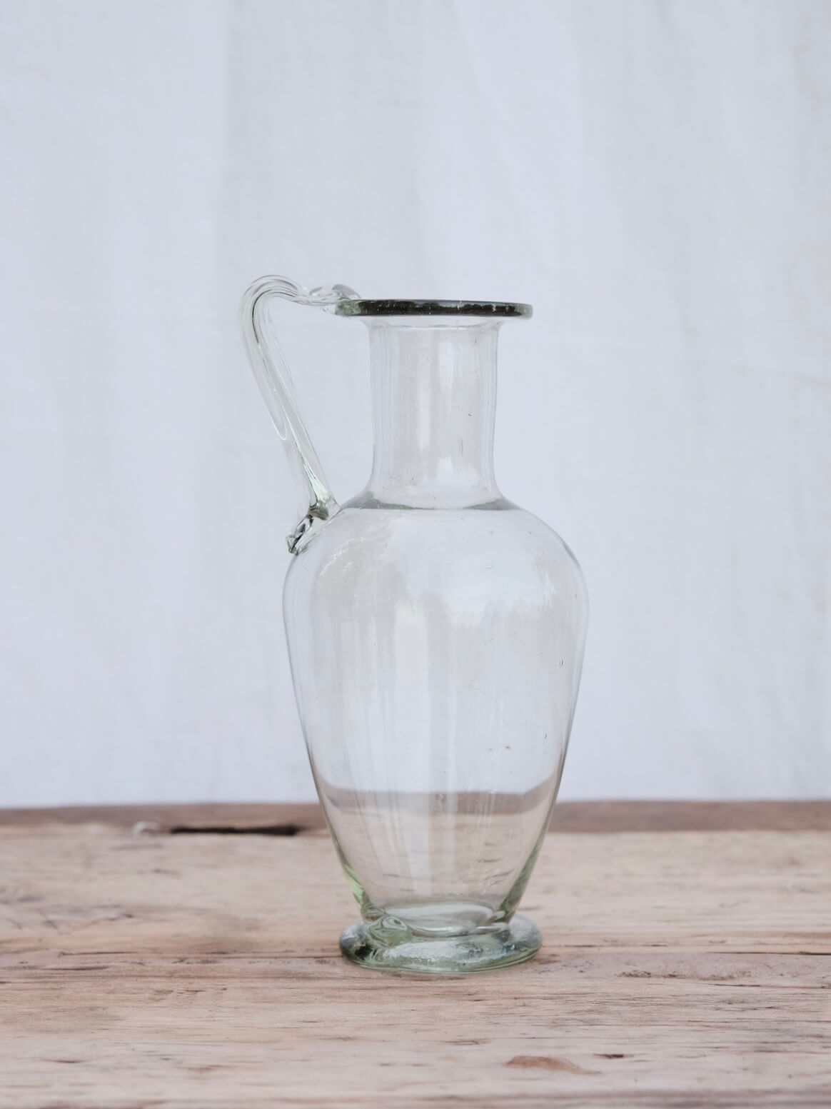 Royale Petite Carafe by La Soufflerie
