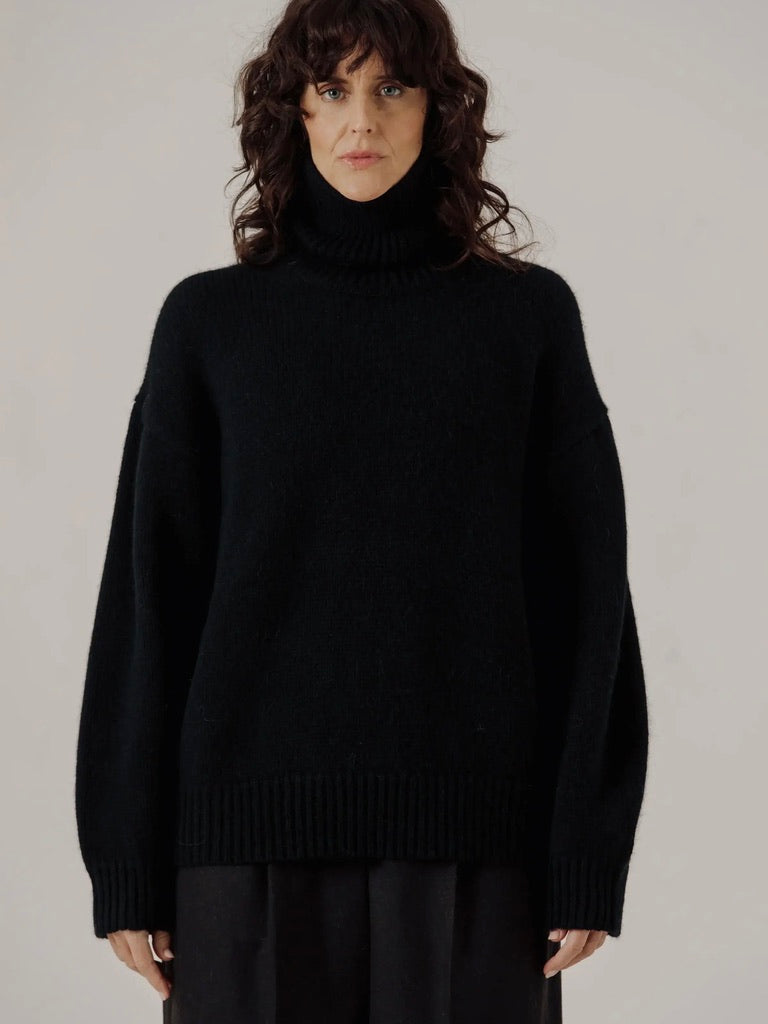 Handloom Heritage Turtleneck in Black