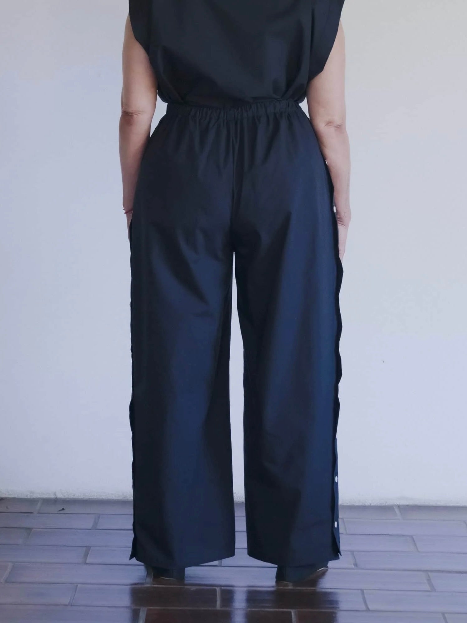 Part Pants in Black