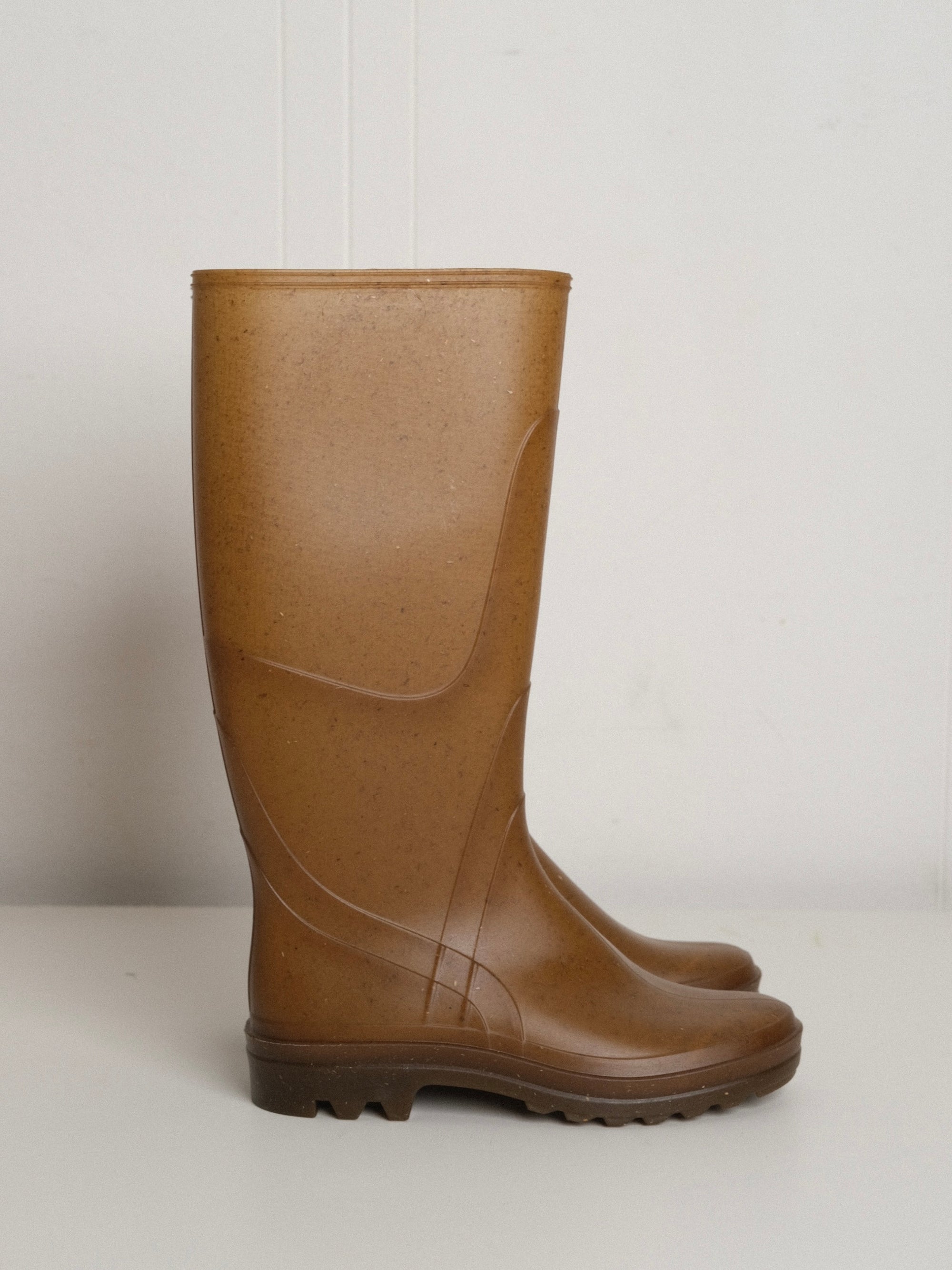 Plasticana Kapitana in Hemp
