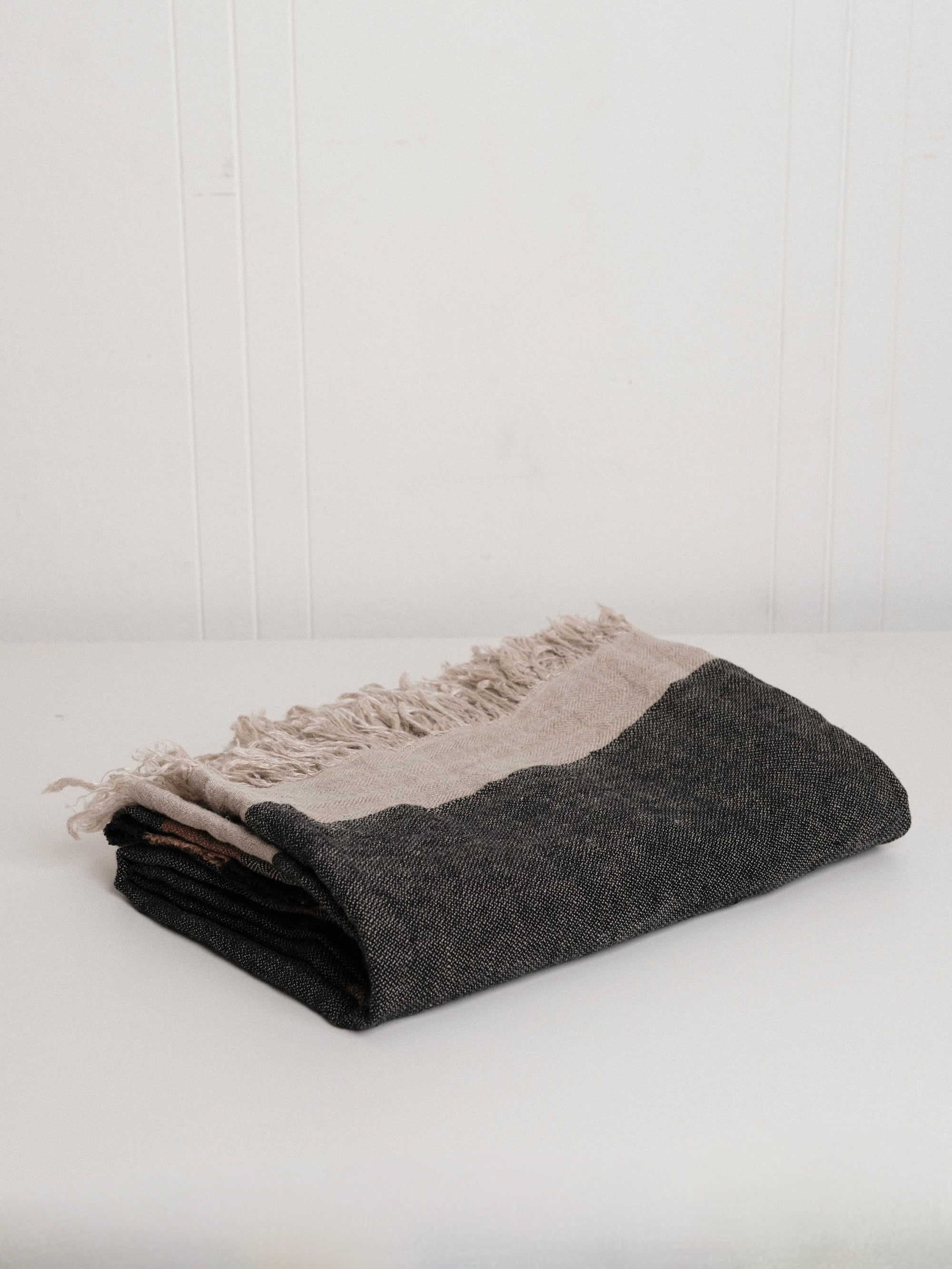 Linen Bath Towel in Black Stripe