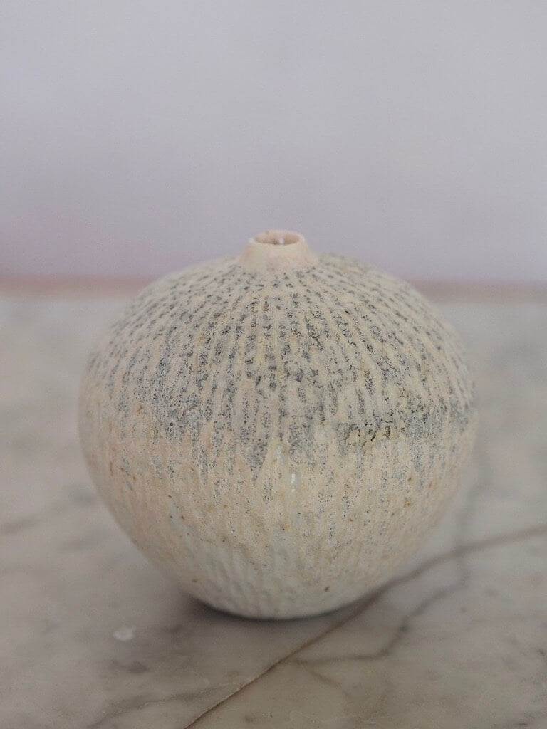 Large Bud Vase 01 by Aura May