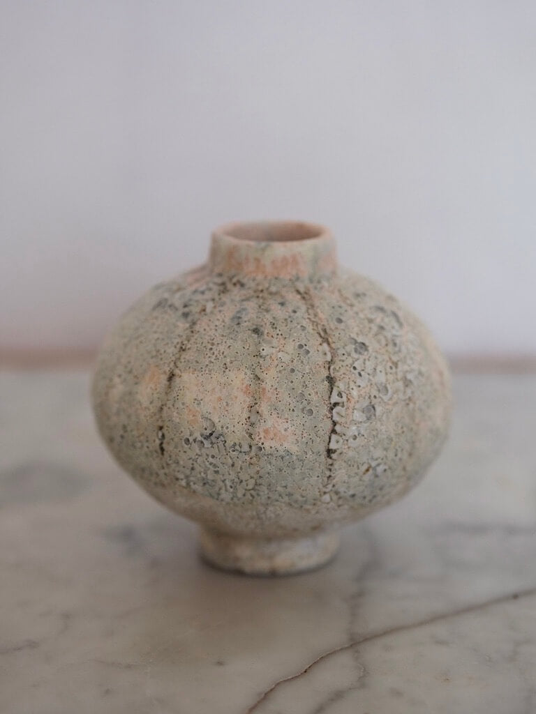 Mini Moon Vase 03 by Aura May