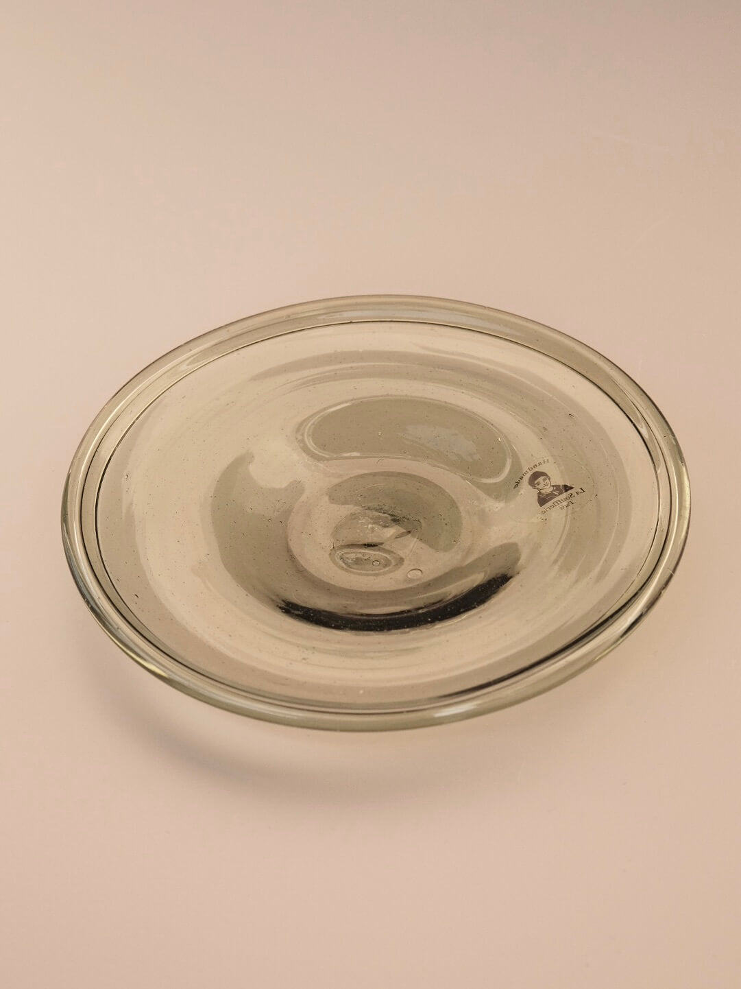 Glass Plate in Smoky Green by La Soufflerie