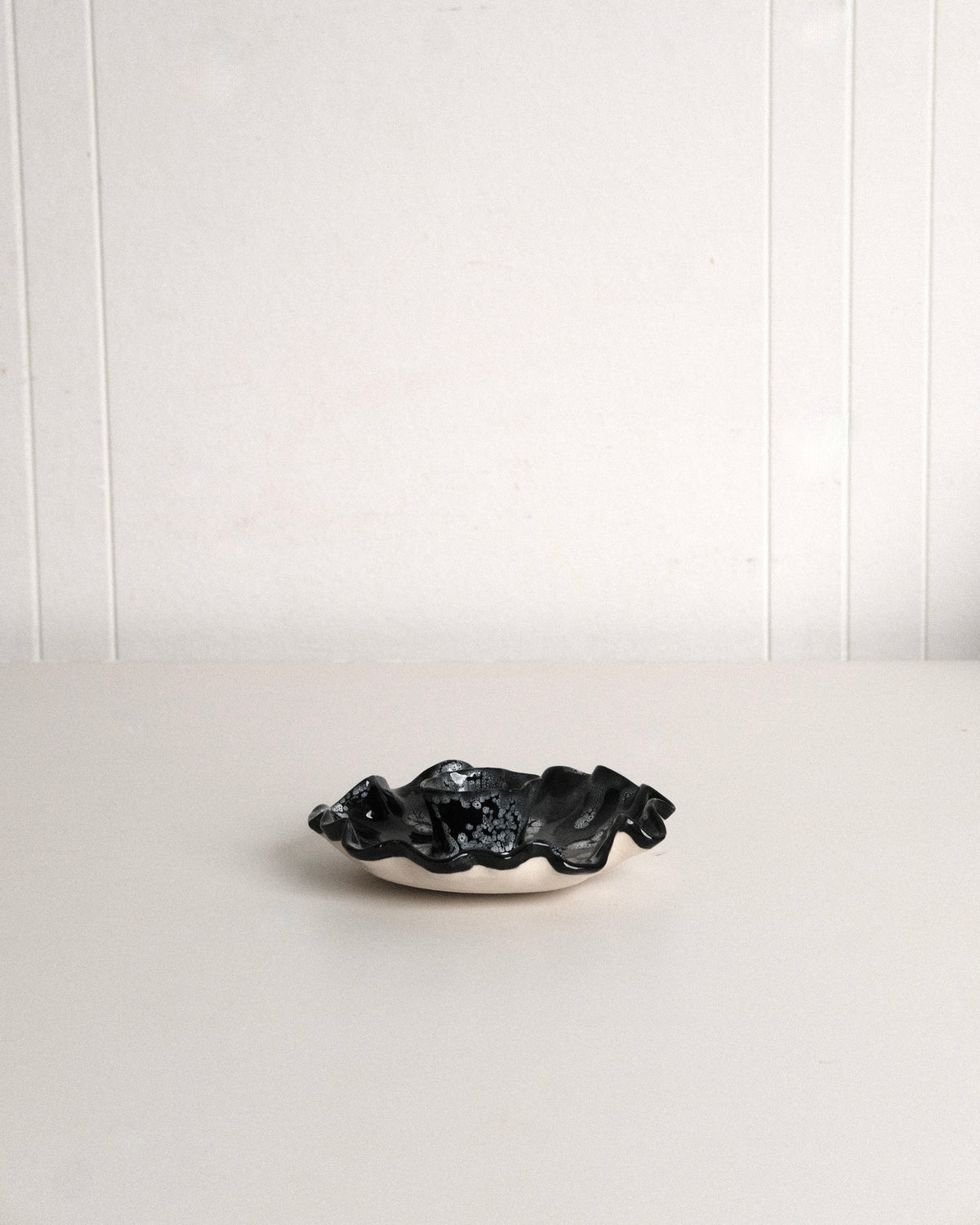 Ruffle Candle Bowl no. 2