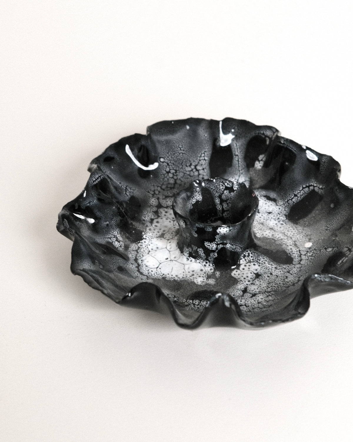 Ruffle Candle Bowl no. 1