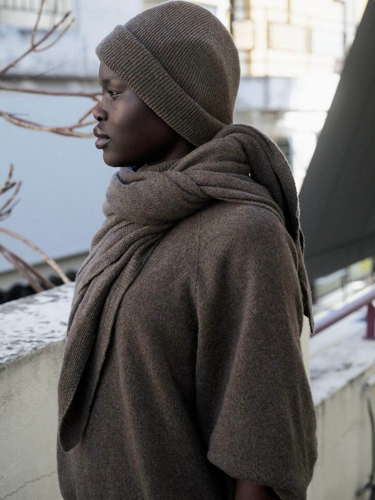Whit Scarf in Teak Brown