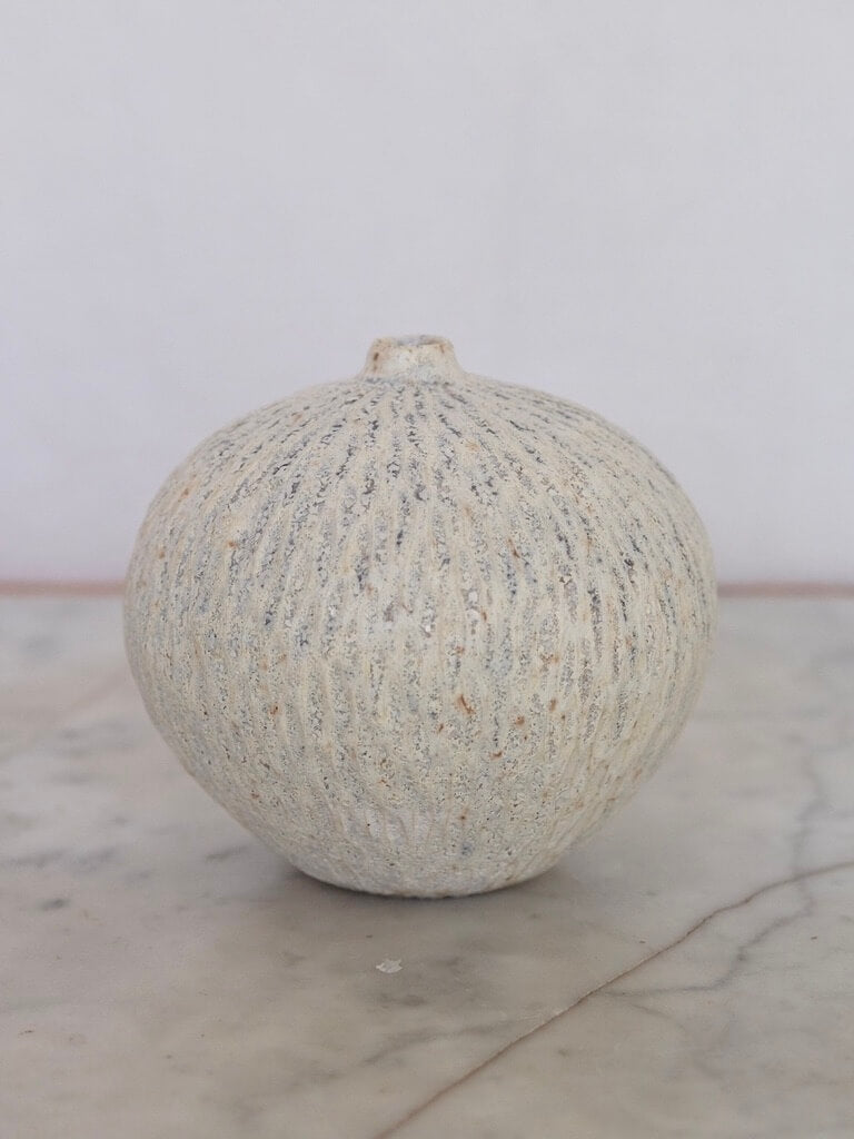 Large Bud Vase 02 by Aura May