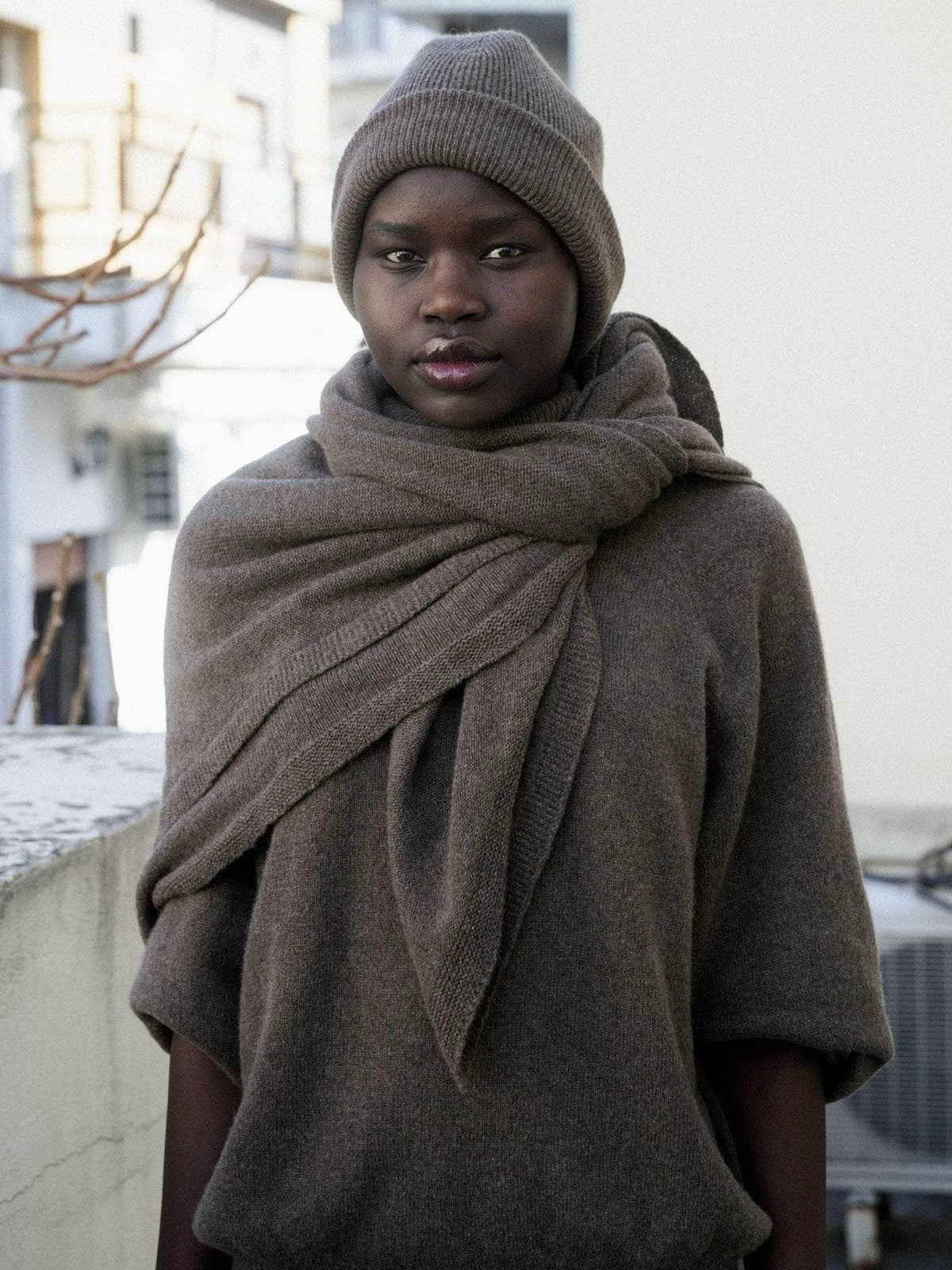 Whit Scarf in Teak Brown